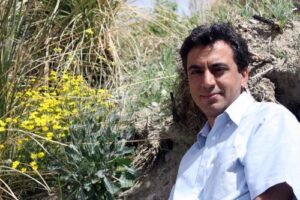  آرمان و لزوم نقد و ایده